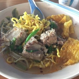 ก๋วยเตี๋ยวชากังราว พระพุทธบาท