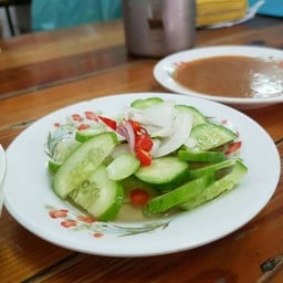 หมูสะเต๊ะ เจ๊ติ๋ม สนามม้า