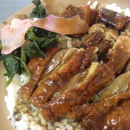 ข้าวหน้าเป็ดหมูกรอบธรรมดา