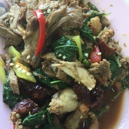 หมูผัดพริกสดหอมใหญ่