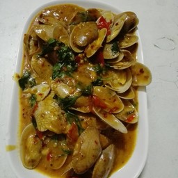 หอยลายผัดพริกเผาโหรพา 80บาท