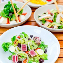 You & Mee Poolside Restaurant โรงแรม ไฮแอท รีเจนซี่ หัวหิน