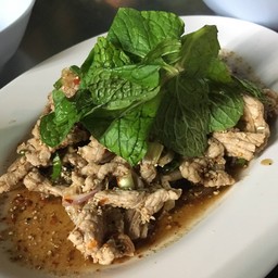 น้ำตกหมู