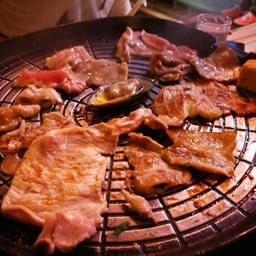 Ya-bu-za Yaki-shabu Buffet