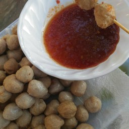 ลูกชิ้นทิพย์ แม็คโคร แม่ริม