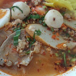 ก๋วยเตี๋ยวสุโขทัย เส้นเล็กต้มยำ