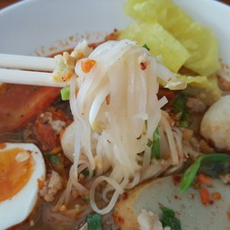 ก๋วยเตี๋ยวสุโขทัย หนองฉาง