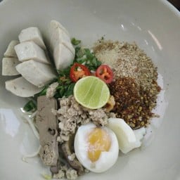 ก๋วยเตี๋ยวกาละมัง