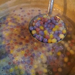 บัวลอยรถถีบ (บ้านขนม บัวลอยไข่หวาน) ถนนคนเดินสันกำแพง