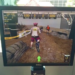 เปลี่ยนสนามแข่งได้หลายสนาม มีคู่แข่งทำให้ไม่เบื่อ