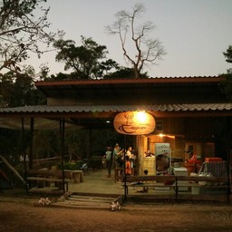 ยามพลบค่ำ