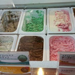 ไอศกรีมหลากรส 😋