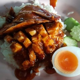 เฮียเล้ง ต้มเลือดหมู
