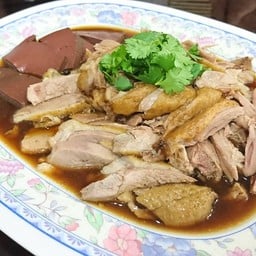 เป็ดพะโล้+เลือดพะโล้