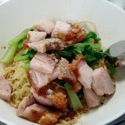 ช. บะหมี่เกี๊ยวหมูแดง รามอินทรา40