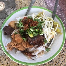ร้านน้องเปิ้ลข้าวแกง&ตามสั่ง