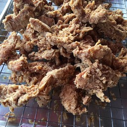 วีณา ไก่แซบ