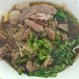 ก๋วยเตี๋ยวเรือนทิพย์ ป๋าวี