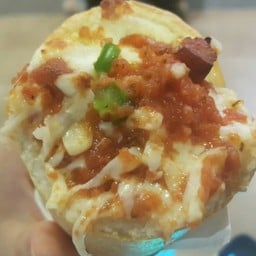 Pepperoni pizza : ด้านล่าง peperoni และชีส สลับกันเรื่อยๆจ๊ะ