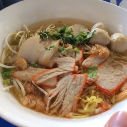 เจ๊ฉอ้อน ก๋วยเตี๋ยวทุ่งลม