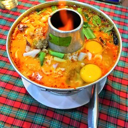 มาม่าหม้อไฟ