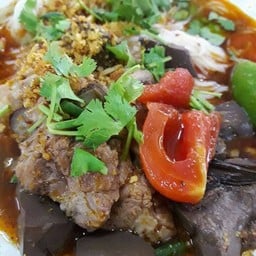 ขนมจีนฉันมาไกล