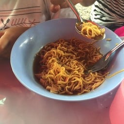 พี่แหม่ม ก๋วยเตี๋ยวไก่มะระ