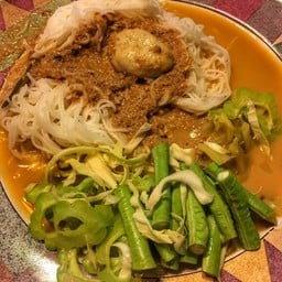 ติ๊ก ขนมจีนอิ่มอร่อย