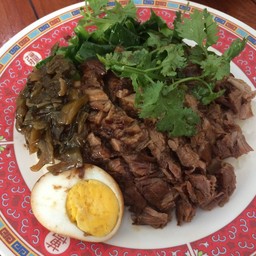 โกบิ๊ก ข้าวหมูแดง ข้าวหมูกรอบ ก๋วยเตี๋ยวเรือ