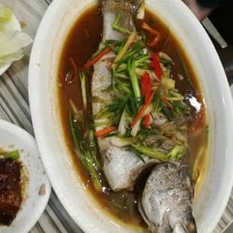 ปลากะพงนึ่งซีอิ๊ว