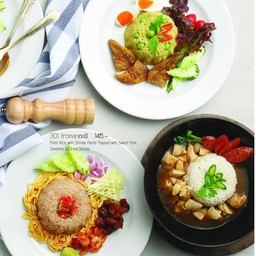 ข้าวผัดเขียวหวานสลิดไข่เค็ม