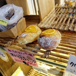 Raku Raku Bakery Kawagoe