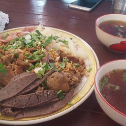 ก๋วยเตี๋ยวเนื้อ ซุปเปอร์