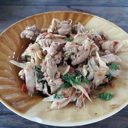 คั่วไก่หน่อไม้ดอง