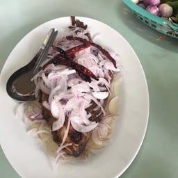 ร้านอาหารปุ๊