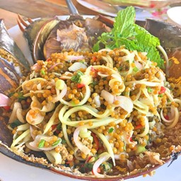 ยำไข่แมงดา 450฿