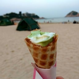 Tung Lok Beachside Shek O Beach, Hong Kong