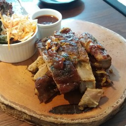 75°c Barbecue Pork Ribs (335++) ไหนบอกว่าจานเล็กไง!