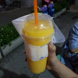 น้ำผลไม้ปั่น