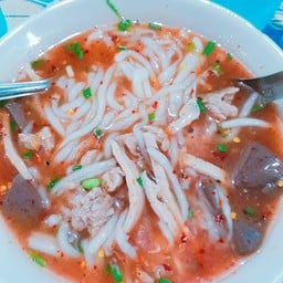 ข้าวเปียกเส้นป้ายแดง@ธาตุพนม