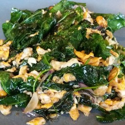 ผัดยอดเหลียง  80 ฿