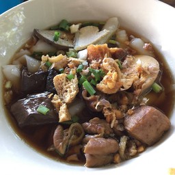 เจ๊เล็กนายพัน