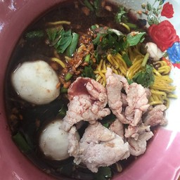 ก๋วยเตี๋ยวไทยใบตอง