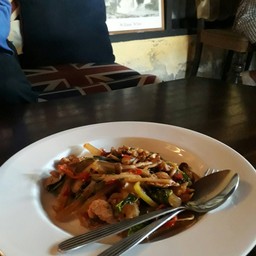 ก๋วยเตี๋ยวเซี่ยงไฮ้ผัดขี้เมา
