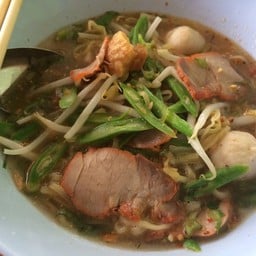 บะหมี่ต้มยำสุโขทัย 35 บาท