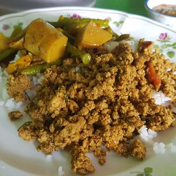 ป้าอู๊ด ข้าวแกงเมืองฅอน