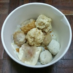 เส้นเล็ก น้ำใส