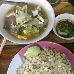 ร้านเนตรนภาอาหารตามสั่ง