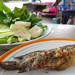ตาจ่อย ยานนาวา