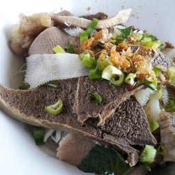 ก๋วยเตี๋ยวลิ้นวัว อร่อยสุดใน 3 โลก